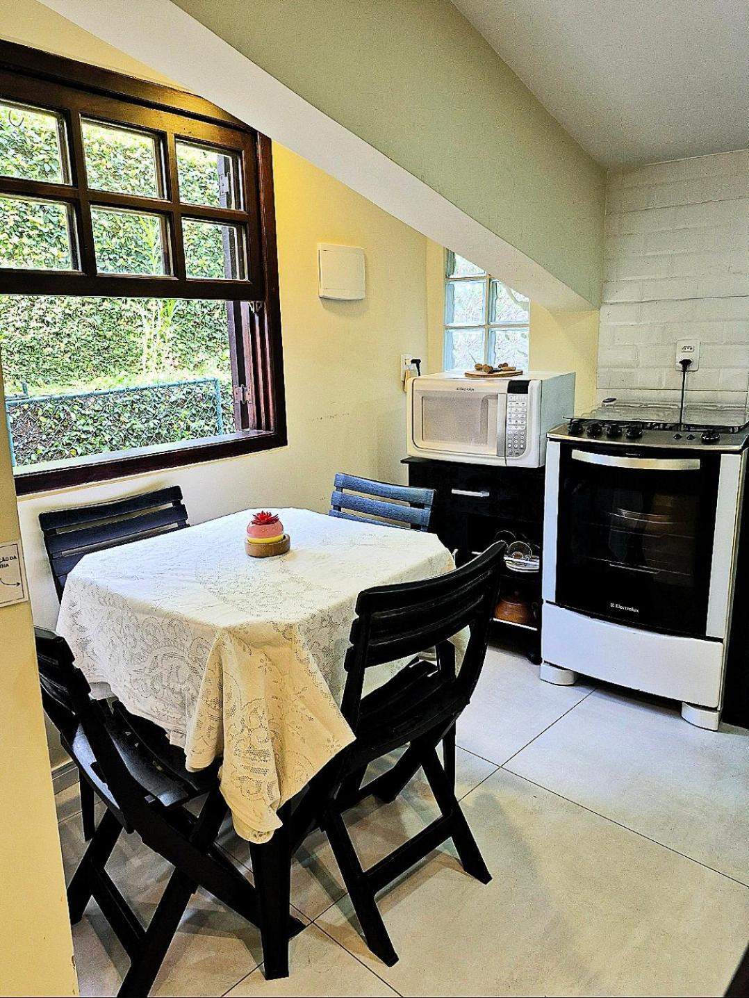 Recanto De Itaipava - Casa Com Forno De Pizza A Lenha, Churrasqueira, Pet Friendly, Equipada Para Ate 6 Pessoas, Em Meio A Natureza E Proxima Ao Centro Do Bairro Petrópolis Esterno foto